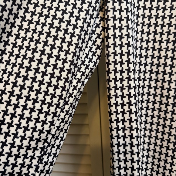 Stylish Black and White Houndstooth Blazer and Pants Set Women’s Sz L - Picture 7 of 13